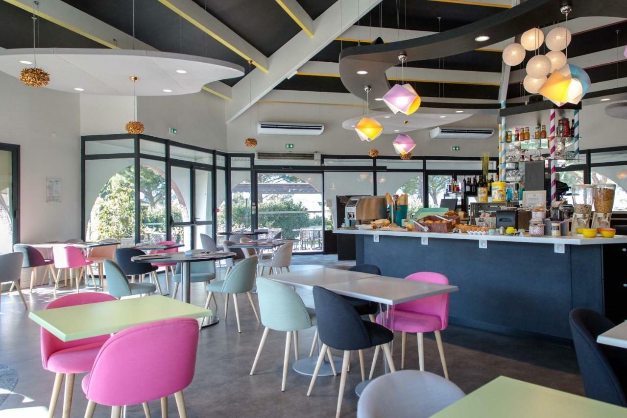Отель Ibis Styles Frejus St Raphael Экстерьер фото